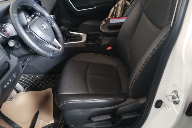 Used Toyota RAV4 2024 2.0L CVT Two-Wheel Drive Urban Edition