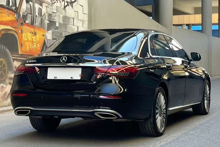 Used Mercedes-Benz E-Class 2023 Updated E 300 L Fashion Edition
