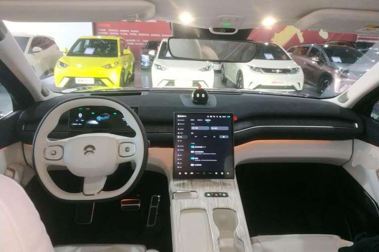 Used Nio ES7 2024 75 kWh
