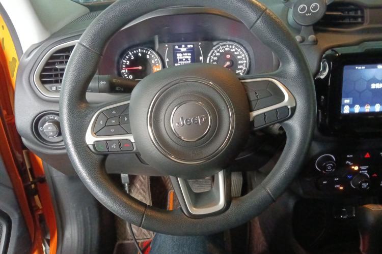 Used Jeep Renegade 2021 220T Automatic Elite Edition Steering Wheel