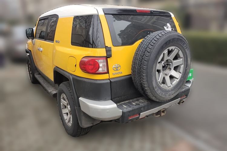 Used Toyota FJ Cruiser 2018 4.0 Automatic Middle East Rear Left 45 Deg