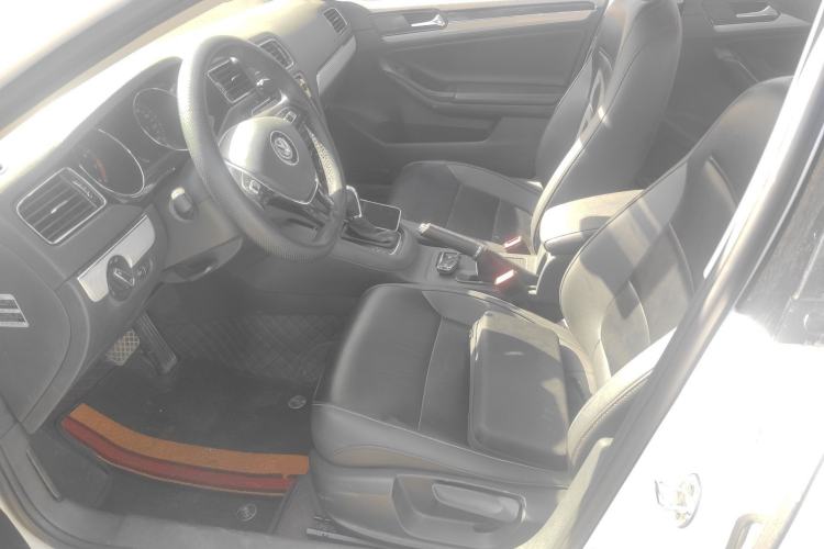 Used Volkswagen Sagitar 2017 1.6L Automatic Comfort Model
