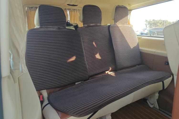 Used Mercedes-Benz Vito 2013 3.0L Business Edition Left Rear Seat