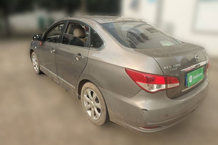 Used Nissan Sylphy 2009 1.6 XL Manual Luxury Sunroof Edition
