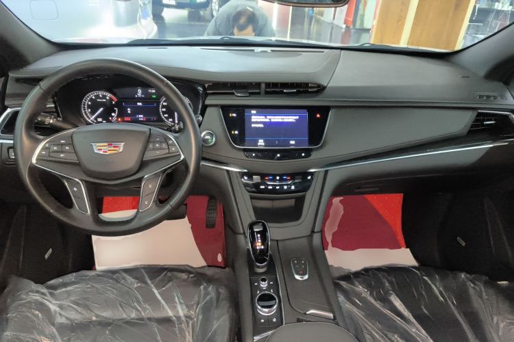 Used Cadillac XT5 2021 28T Luxury Model