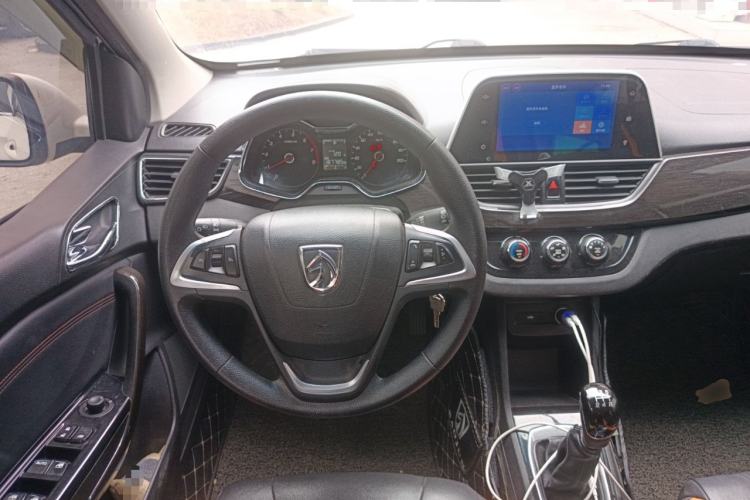 Used Baojun 310 2016 1.2L Manual Luxury Model