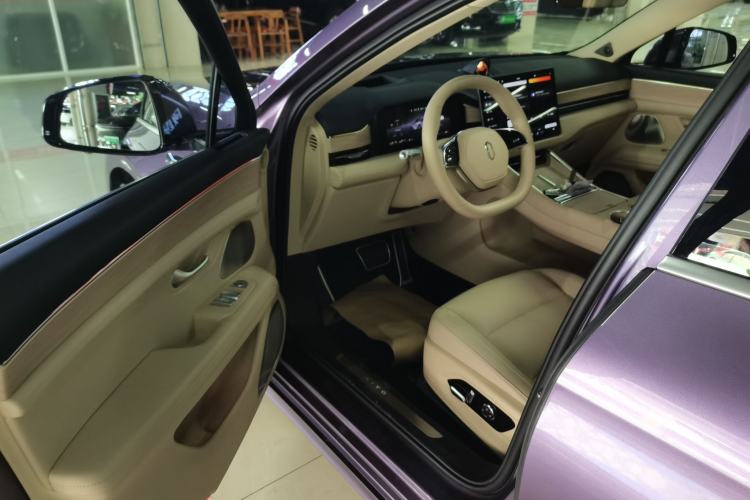 Used Hima AITO M5 2025 Extended-Range Ultra All-Wheel-Drive Version
