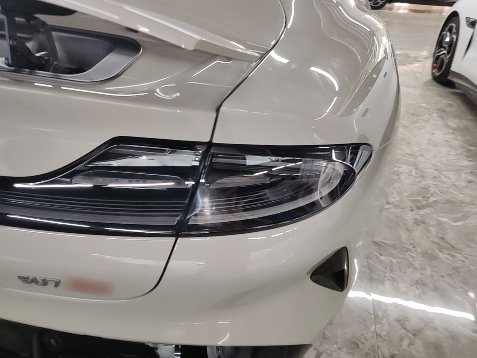 Xiaomi Auto SU7 2024 Four-Wheel Drive Ultra-Long Range Advanced Intelligent Driving Max Edition — снимка 9