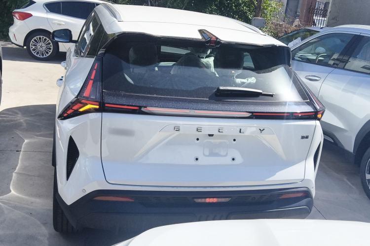 Used Geely Auto Emgrand X7 Sport 2026 Model 1.5TD Aspirational
