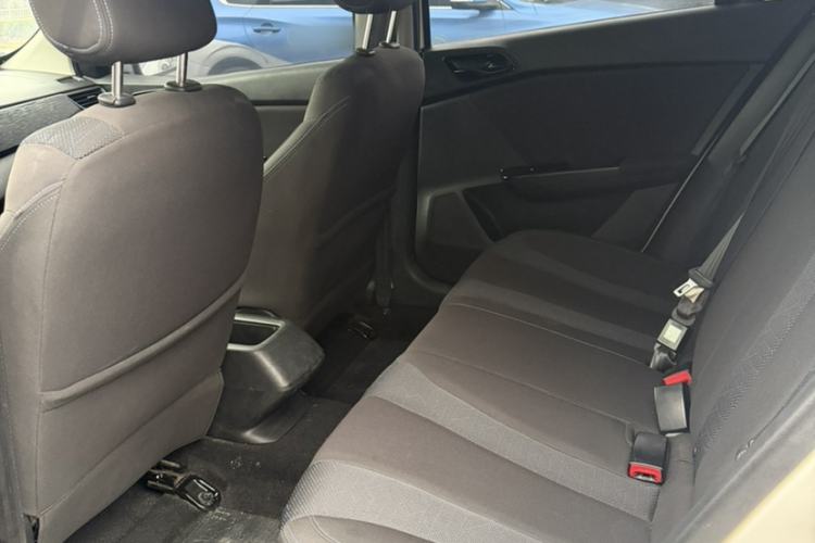 Used Baojun 310 2016 1.2L manual Comfort trim level