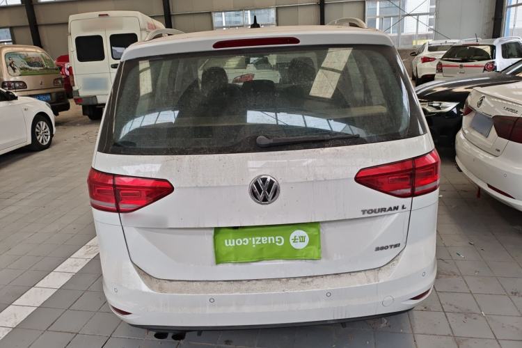 Used Volkswagen Touran 2016 Touran L 280TSI DSG Style Edition