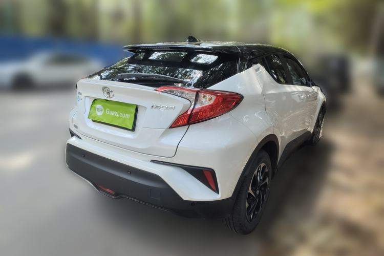 Used Toyota IZOA 2018 2.0L Yichi Version China VI Standard
