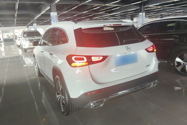 Used Mercedes-Benz GLA 2020 GLA 200 Rear Left 45 Deg