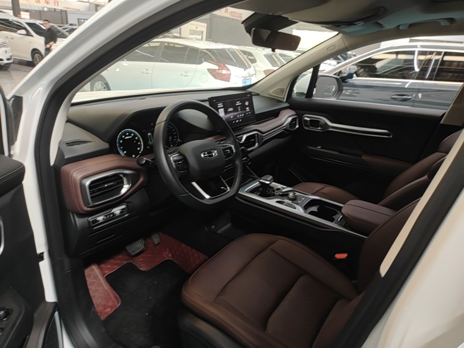 Geely Auto Haoyue 2022 1.8TD DCT Luxury 7-Seater — снимка 18