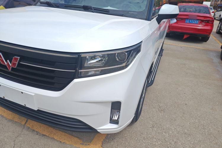 Used Wuling Zhengcheng 2021 1.5T Manual Luxury Version Left Front Headlight