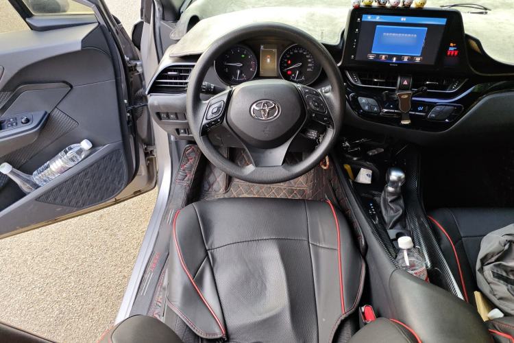 Used Toyota IZOA 2018 2.0L Yidong Version China V Standard