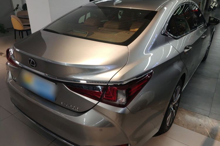 Used Lexus ES 2018 200 Excellence Edition China V Standard

