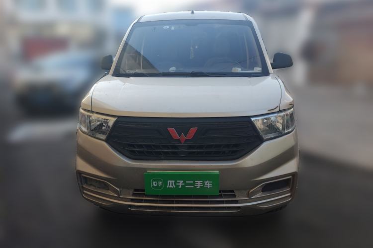 Used Wuling Hongguang V 2019 1.5L Jingqu Edition Sealed-Window Vehicle China VI LAR Front