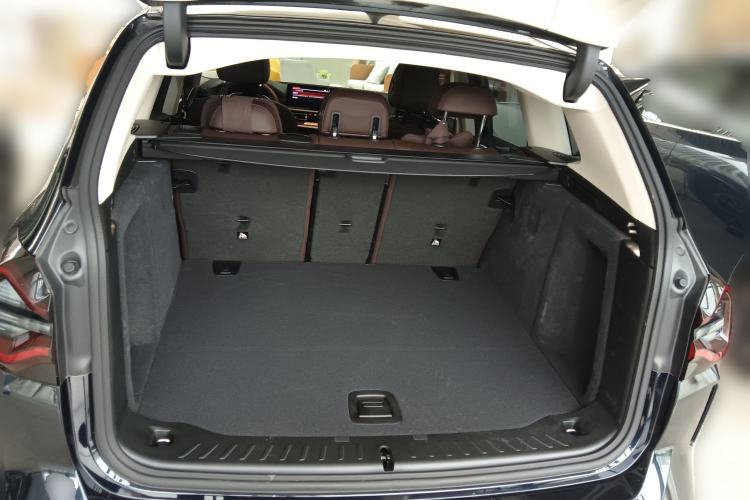 Used BMW X3 2022 xDrive25i M Sport Package Trunk