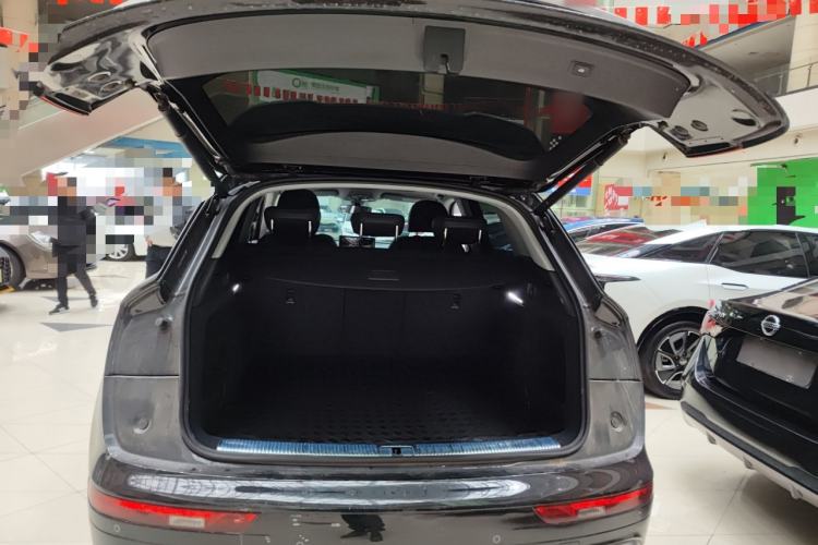 Used Audi Q5L 2025 quattro 45th Anniversary Edition 40 TFSI Sporty and Dynamic Model