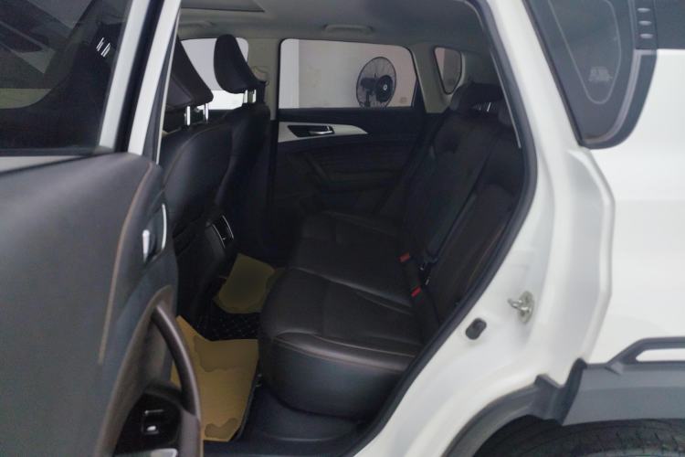 Used CHANGAN CS35PLUS 2018 1.6L Automatic Changlian Edition China V Standard
