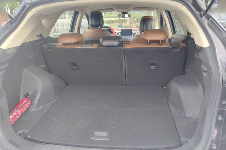 Used Soueast DX7 2018 Classic Edition 1.5T Automatic Comfort Model China V Standard Trunk