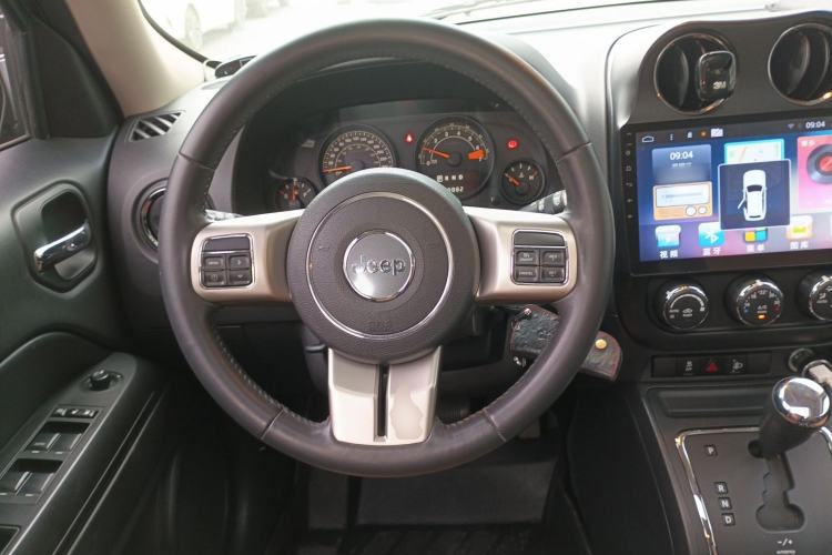 Used Jeep Patriot 2014 2.4L Sport Edition Steering Wheel