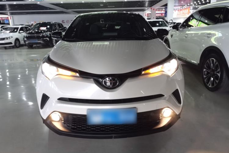 Used Toyota C-HR 2018 2.0L Leading Edition China V-standard