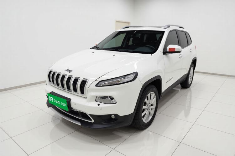 Used Jeep Cherokee 2016 2.4L Superior Edition