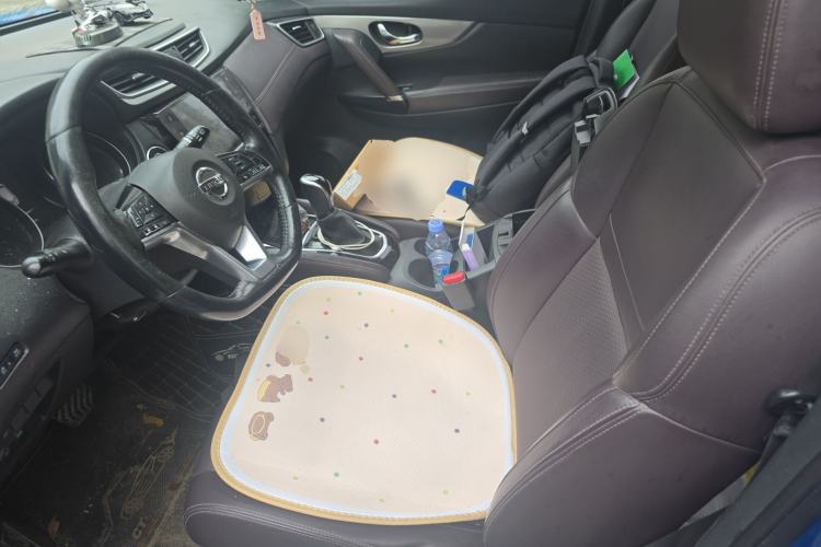 Used Nissan Qashqai 2019 2.0L CVT Luxury Edition Left Front Seat