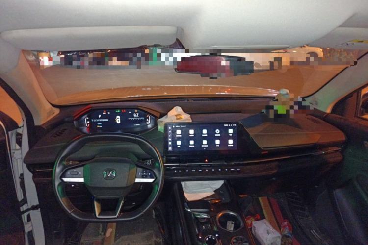 Used CHANGAN CS55PLUS 2022 2nd Generation 1.5T DCT Prestige Version Center Console