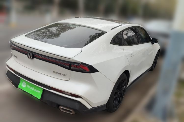 Used CHANGAN UNI-V 2024 1.5T Prestige Edition
