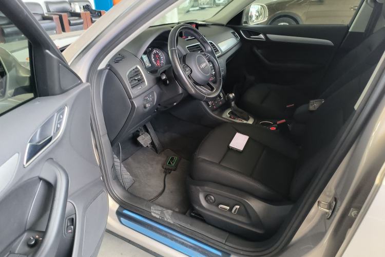 Used Audi Q3 2017 35 TFSI Fashion Model