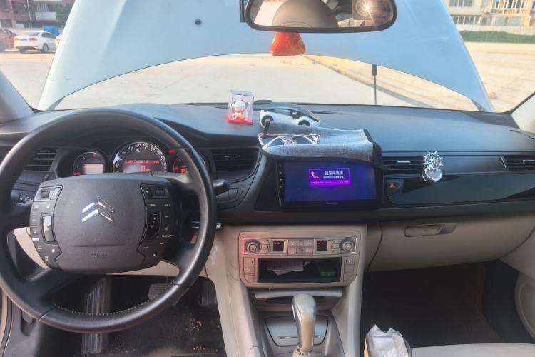 Used Citroen C5 2011 2.3L Automatic Zunyu Version
