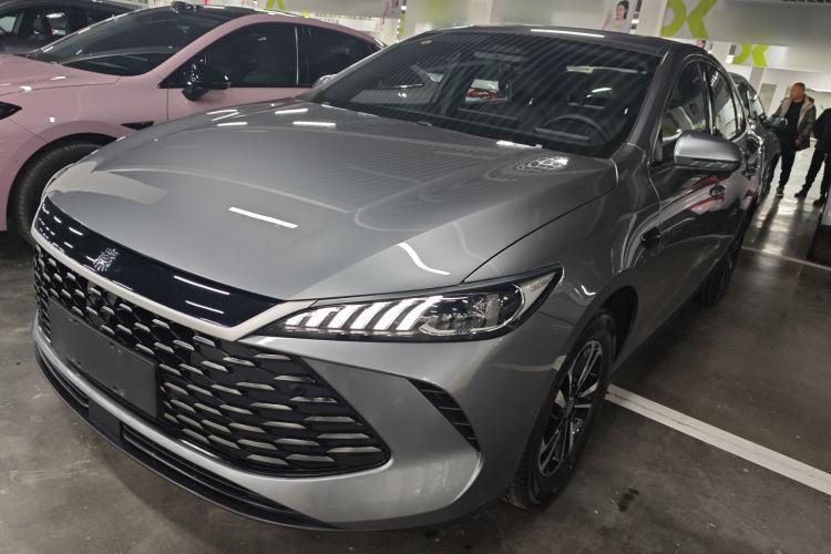 Used BYD Qin PLUS 2025 DM-i Smart Drive 120KM Superior Model