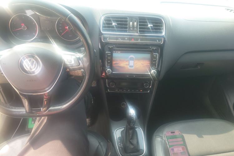 Used Volkswagen Polo 2014 1.6L Automatic Luxury Edition
