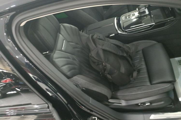 Used Hongqi H9 2024 2.0T Qichang Private Enjoyment Luxury Edition
