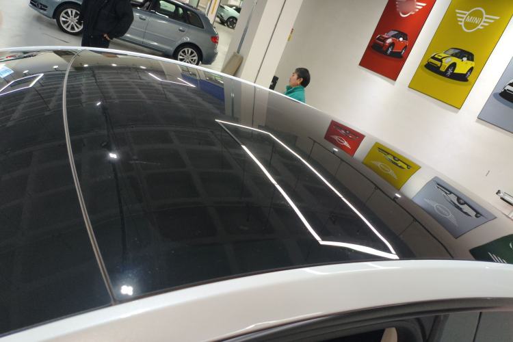 Used Tesla Model Y 2023 Long-Range All-Wheel-Drive Version
