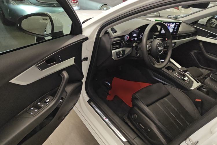 Used Audi A4L 2020 40 TFSI Fashion Dynamic Model Driver Seat