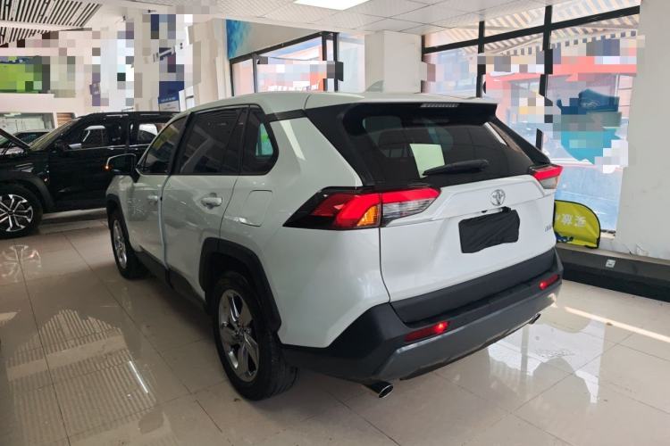 Used Toyota RAV4 2022 2.0L CVT Two-Wheel Drive Fashion Plus Edition
