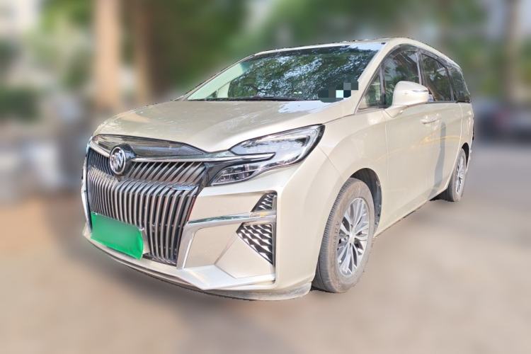Used Buick GL8 2022 ES Landtrek 653T Comfort Edition