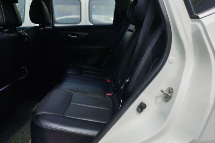 Used Nissan X-Trail 2014 2.0L CVT Comfort Edition 2WD
