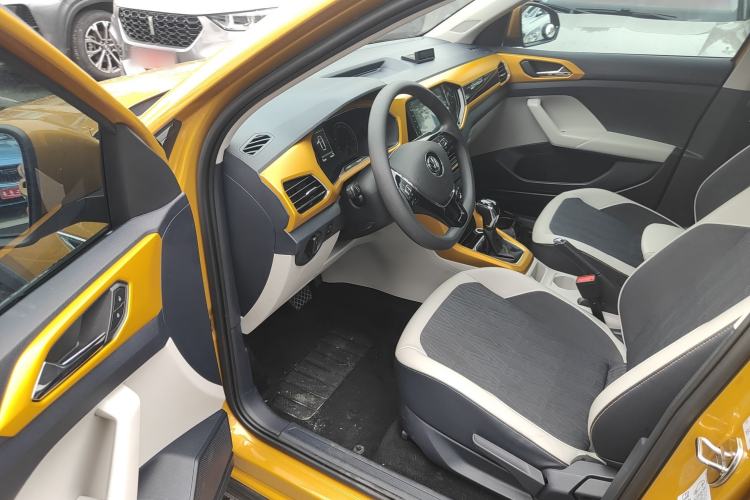 Used Volkswagen T-Cross 2019 1.5L Automatic Comfort Edition Driver Seat