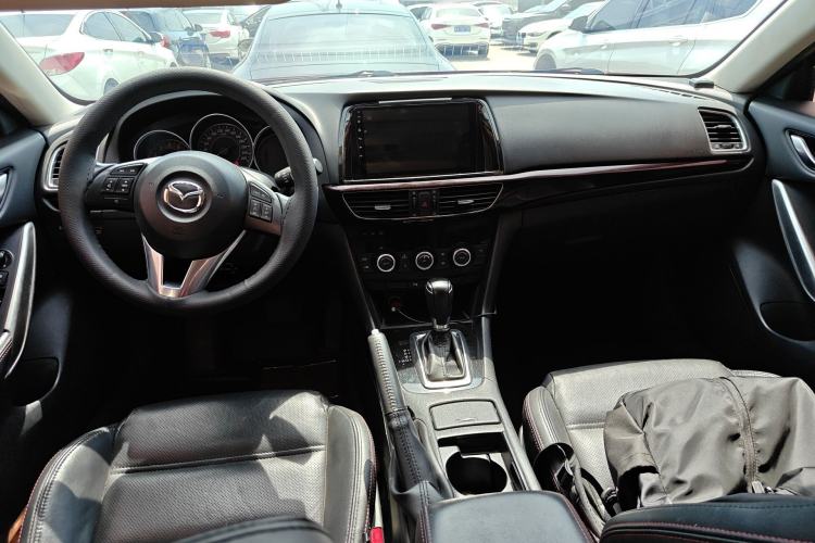 Used Mazda Atenza 2015 2.0L Blue Sky Luxury Edition Center Console