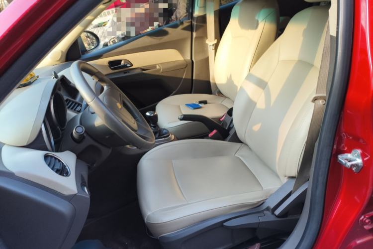 Used Chevrolet Cruze 2015 1.5L Classic SE MT
