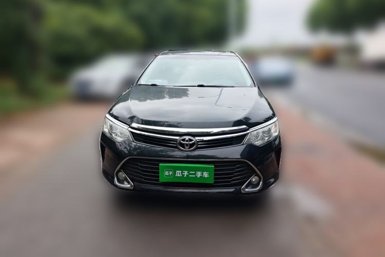 Used Toyota Camry 2016 2.0G 10th Anniversary Leading Edition
