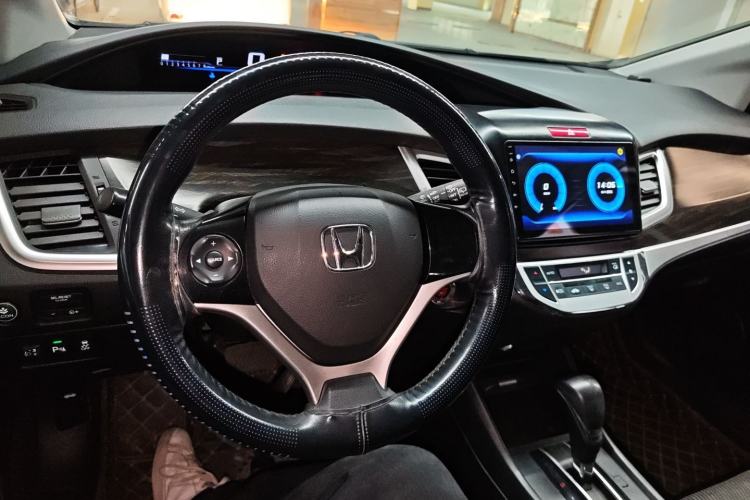 Used Honda Jade 2017 1.8L automatic Comfort version 5 seats
