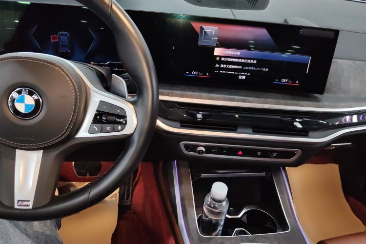 Used BMW X7 2023 xDrive40i Luxury M Sport Package
