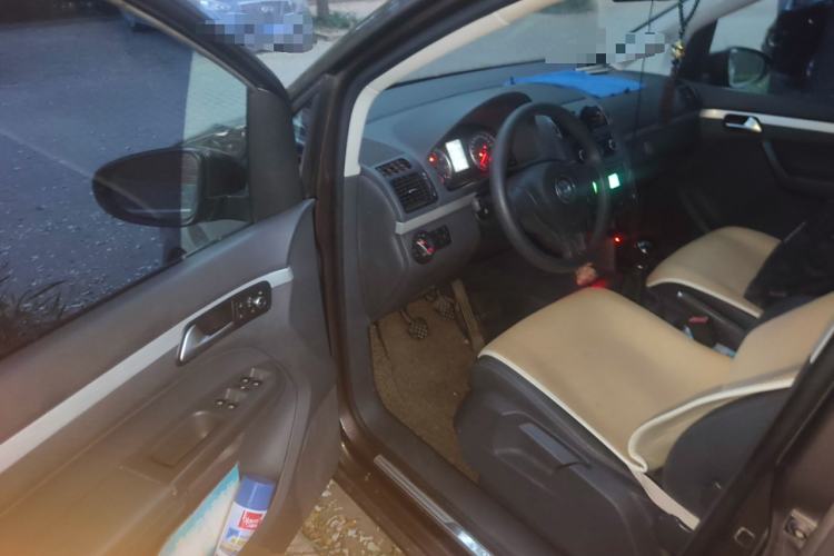 Used Volkswagen Touran 2013 1.4T Manual Comfort Edition 5-Seater
