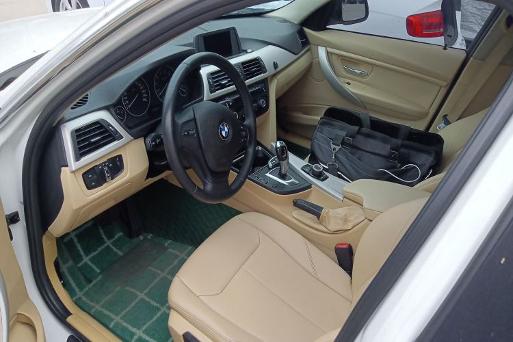 Used BMW 3 Series 2014 320Li Fashion Model
